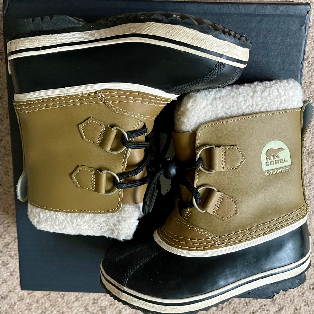 Sorel toddler snow boots
